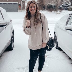 Meet your Posher, Nicole